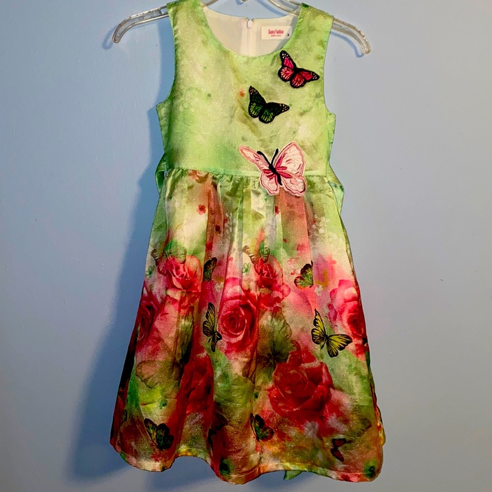 Shimmering butterfly dress from Sunny Fashion.